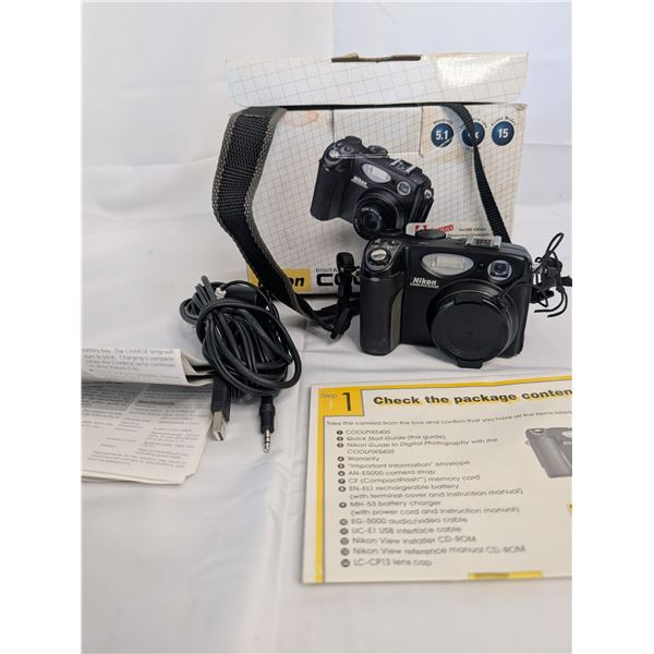 Nikon Coolpix 5400 Camera