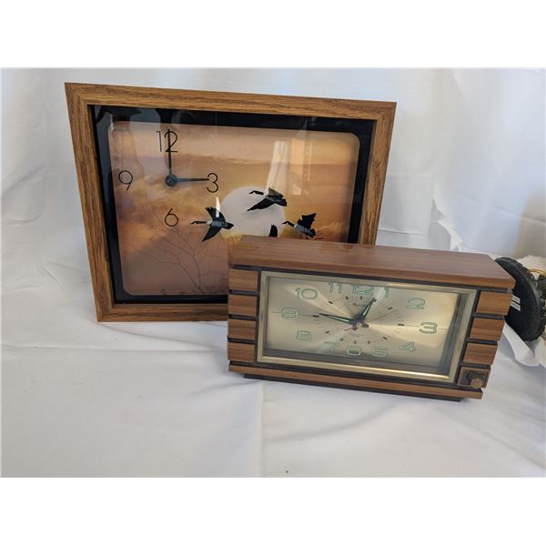 Vintage Clocks working