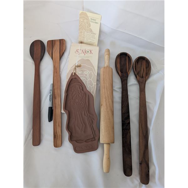 New Harwood Baking Utensils
