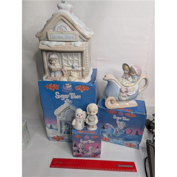 Precious Moments Flour Canister Snowman Salt and Pepper and Teapot