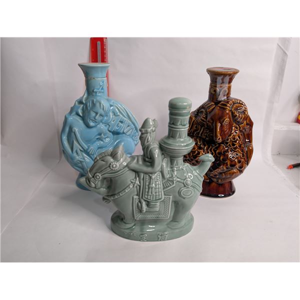 1970 Zodiac Series Decanters x 2 and Korean Folk Liquor Decanter