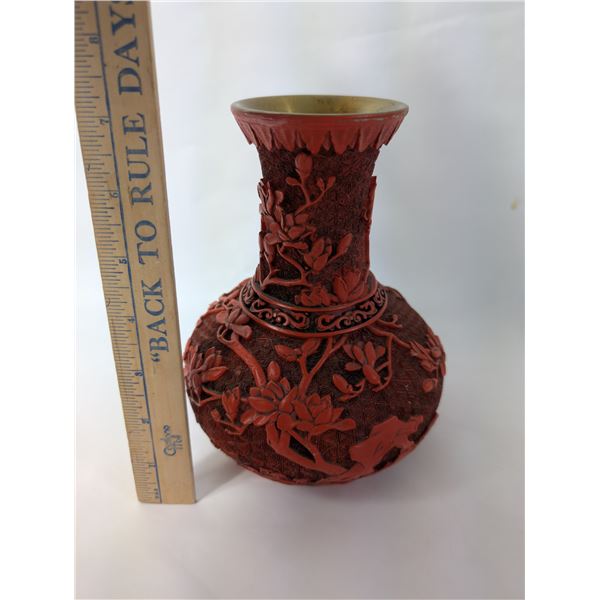 Vintage 7" Cinnabar Vase