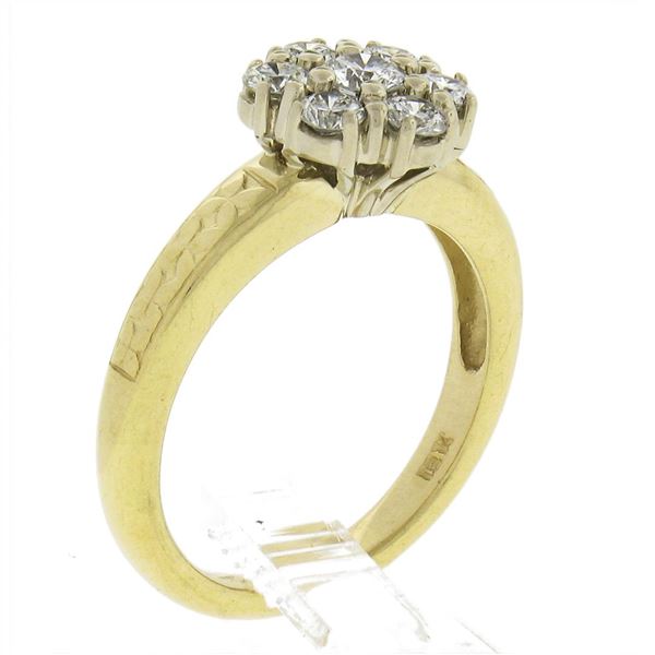 Vintage 18k TT Gold 0.80 ctw Round Cut Prong Fiery Diamond Flower Cluster Ring