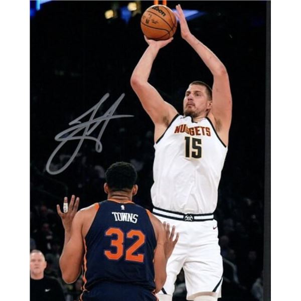 Denver Nuggets Nikola JokiÄ‡ facsimile signed photo