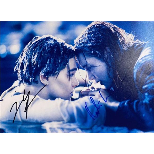 Titanic Leonardo DiCaprio and Kate Winslet facsimile signed  movie photo