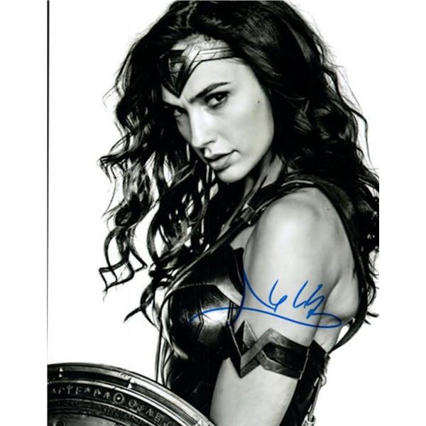Wonder Woman Gal Gadot facsimile signed photo