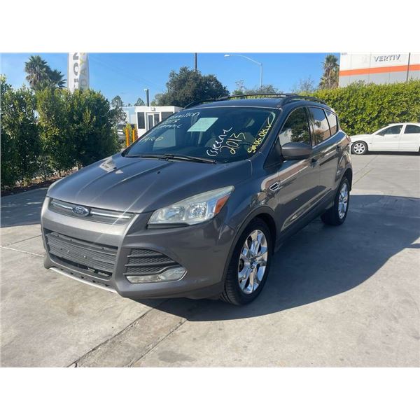 FORD  ESCAPE 2013 O/S-T DON - SMOG