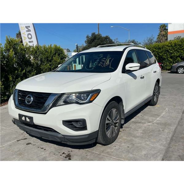 NISS PATHFINDER 2017 O/S TITLE 2 DAYS