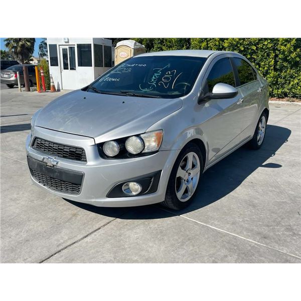 CHEV SONIC 2013 O/S T-DONATION