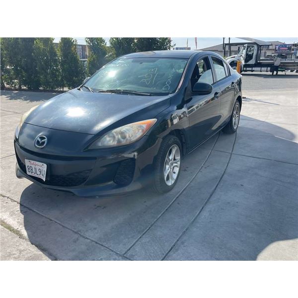 MAZD MAZDA3 2013 T-DONATION
