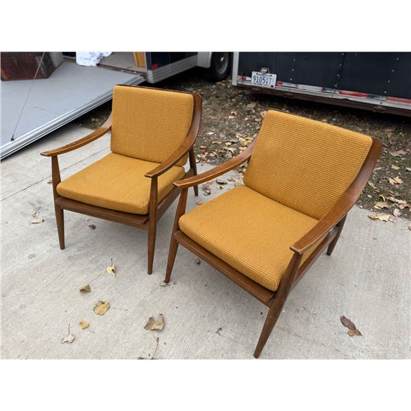 SUPER COOL MID-CENTURY MODERN CHAIRS, PAIR