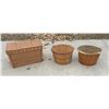 Image 1 : BUSHEL BASKETS AND BASKET CHEST