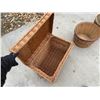 Image 3 : BUSHEL BASKETS AND BASKET CHEST
