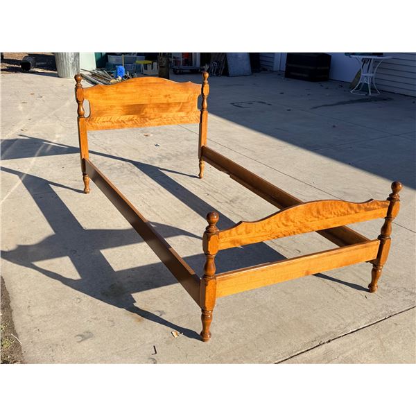 ETHAN ALLEN WOOD BED HEADBOARD, FOOTBOARD, AND RAILS!