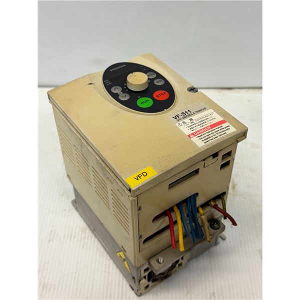 Toshiba #VFS11-4007PL-WN (R5) Transistor Inverter