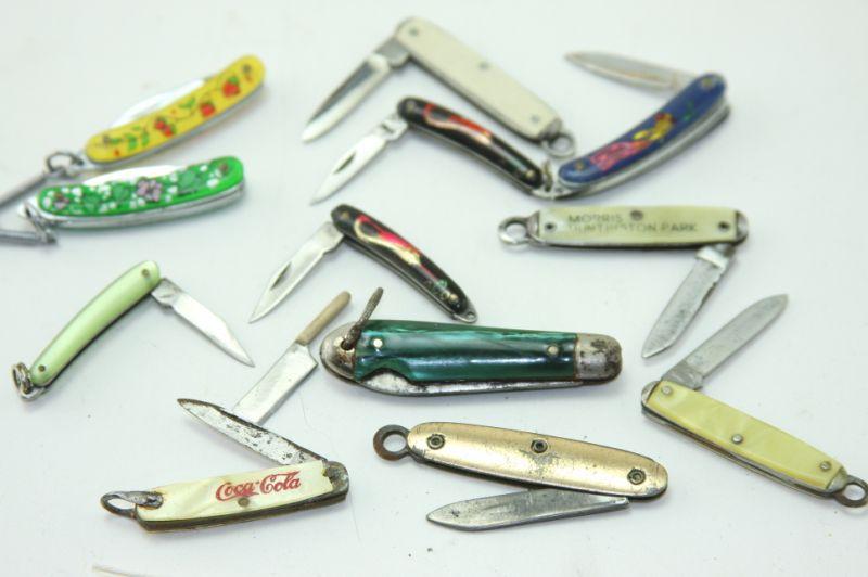 Mini Pocket Knives Advertising and Novelty