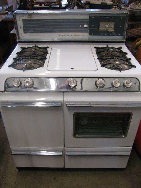 Okeefe And Merritt Stove