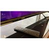 Image 3 : VIZIO D70-F3, 70" FLAT SCREEN SMART TV WITH REMOTE