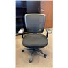 Image 2 : MESH BACK PADDED BLACK ADJUSTABLE MOBILE OFFICE CHAIR