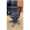 Image 3 : MESH BACK PADDED BLACK ADJUSTABLE MOBILE OFFICE CHAIR