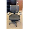 Image 2 : MESH BACK PADDED BLACK ADJUSTABLE MOBILE OFFICE CHAIR