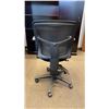 Image 3 : MESH BACK PADDED BLACK ADJUSTABLE MOBILE OFFICE CHAIR