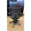 Image 3 : MESH BACK PADDED BLACK ADJUSTABLE MOBILE OFFICE CHAIR