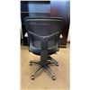 Image 3 : MESH BACK PADDED BLACK ADJUSTABLE MOBILE OFFICE CHAIR