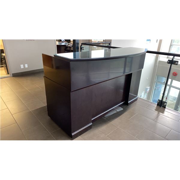 DARK WOOD/ GLASS TOP 5 DRAWER L-SHAPED RECEPTIONIST DESK APPROX 72"W X 88"D X 46"H