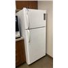 Image 1 : FRIGIDAIRE FRT18G6JW2 WHITE TOP FREEZER REFRIGERATOR