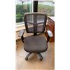 Image 2 : MESH BACK PADDED BLACK ADJUSTABLE MOBILE OFFICE CHAIR