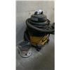 Image 3 : SHOP-VAC INDUSTRIAL WET/DRY VACUUM WITH HOSE