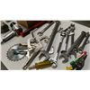 Image 3 : GROUP OF ASSORTED TOOLS, CLAMPS, PNEUMATIC DRILLS & MORE
