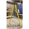 Image 2 : FEATHERLITE YELLOW 8' FIBERGLASS LADDER
