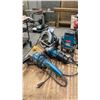 Image 4 : GROUP OF 4 ELECTRIC MAKITA POWER TOOLS INCLUDING 2 GRINDERS, ROUTER & SKILL SAW