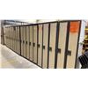 Image 4 : APPROX 20' RUN OF BLACK/BEIGE SINGLE DOOR GYM LOCKERS APPROX 20 LOCKERS TOTAL