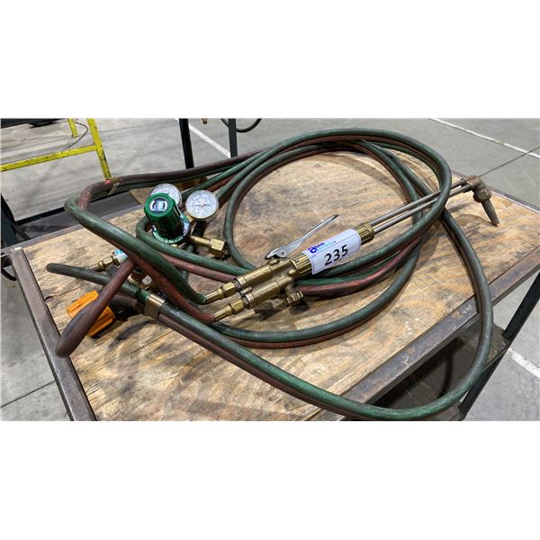 OXY-ACETYLENE TORCH WITH HOSE LINE & GAUGES
