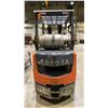 Image 3 : TOYOTA 8FGCU30 SAS 30 FORKLIFT (PROPANE) - 3 STAGE MAST, STANDARD FORKS, SIDE SHIFT, SOLID TIRES,