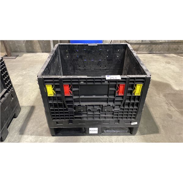 PLASTIC FOLDING PALLET CRATE APPROX 2.6'W X 2.8'L X 2.1'H