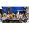 Image 4 : BLUE METAL WORK STATION WITH ASSORTED TOOLS/CONTENTS INCLUDING COMBINATION WRENCHES, GRINDER