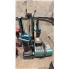 Image 3 : 2 MILWAUKEE CORDLESS DRILLS WITH 3 BATTERIES & CHARGER, 4 MAKITA CORDLESS ADJUSTABLE WORK