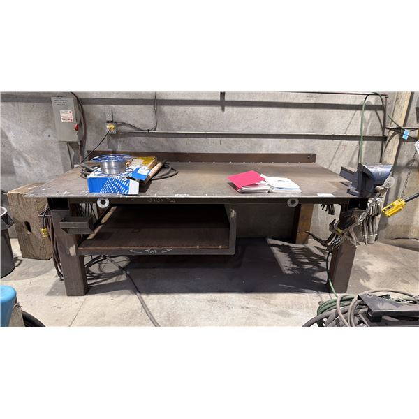 1/2" STEEL TOP WELDERS TABLE WITH IRWIN RECORD NO.8 BENCH VICE APPROX  8'L X 4'D X 3'H