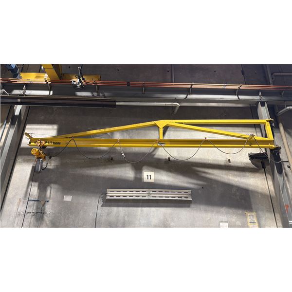 1/2 TON CAPACITY JIB CRANE WITH KITO CHAIN HOIST