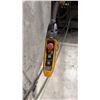 Image 4 : 1/2 TON CAPACITY JIB CRANE WITH KITO CHAIN HOIST