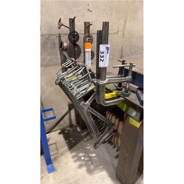 GROUP OF APPROX 16 BESSEY/JET CLAMPS