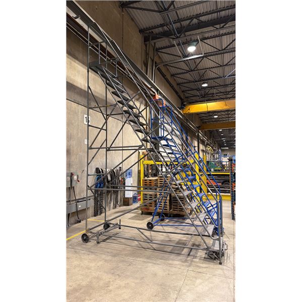 MASTERLINE L18HRLSP METAL MOBILE STAIRS WITH 300LBS MAX LOAD