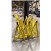 Image 2 : GROUP OF 4 YELLOW METAL HEAVY DUTY SAW HORSES APPROX 4' L X 3' H