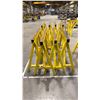 Image 2 : GROUP OF 4 YELLOW METAL HEAVY DUTY SAW HORSES APPROX 4' L X 3' H