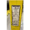 Image 3 : FEATHERLITE YELLOW 10' FIBERGLASS LADDER