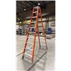 Image 2 : LOUISVILLE ORANGE FIBREGLASS 10' LADDER